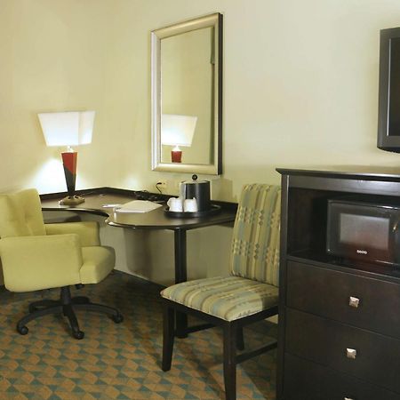 Hampton Inn Gadsden/Attalla Interstate 59 Екстериор снимка